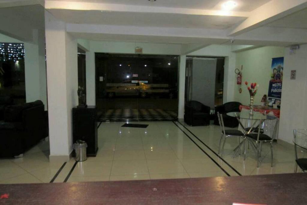 酒店 San Remo Camboriu Internacional 2*